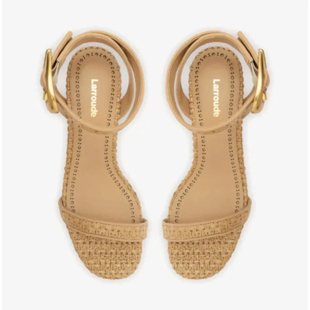 Larroudé Verona Block Sandal In Beige Leather and Natural Raffia - Picture 6 of 11